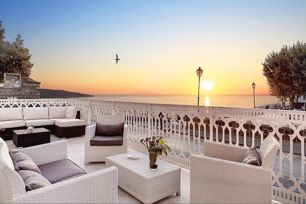 Hotel Mediterraneo Sorrento, Restaurant/Gastronomie
