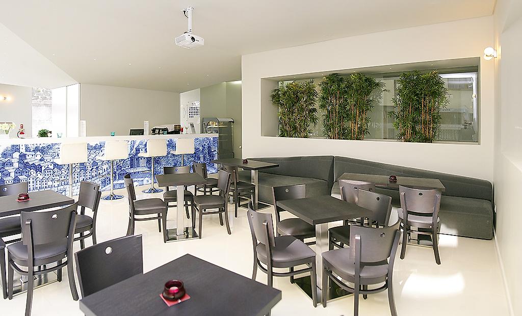 Tryp Porto Centro by Wyndham, Bar