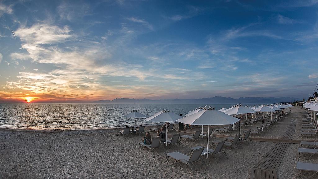 Acharavi Beach Hotel, sonstige
