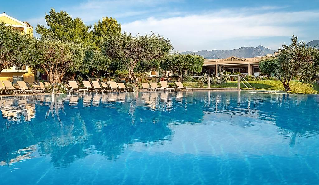 Mareblue Beach Corfu Resort, Pool/Poolbereich