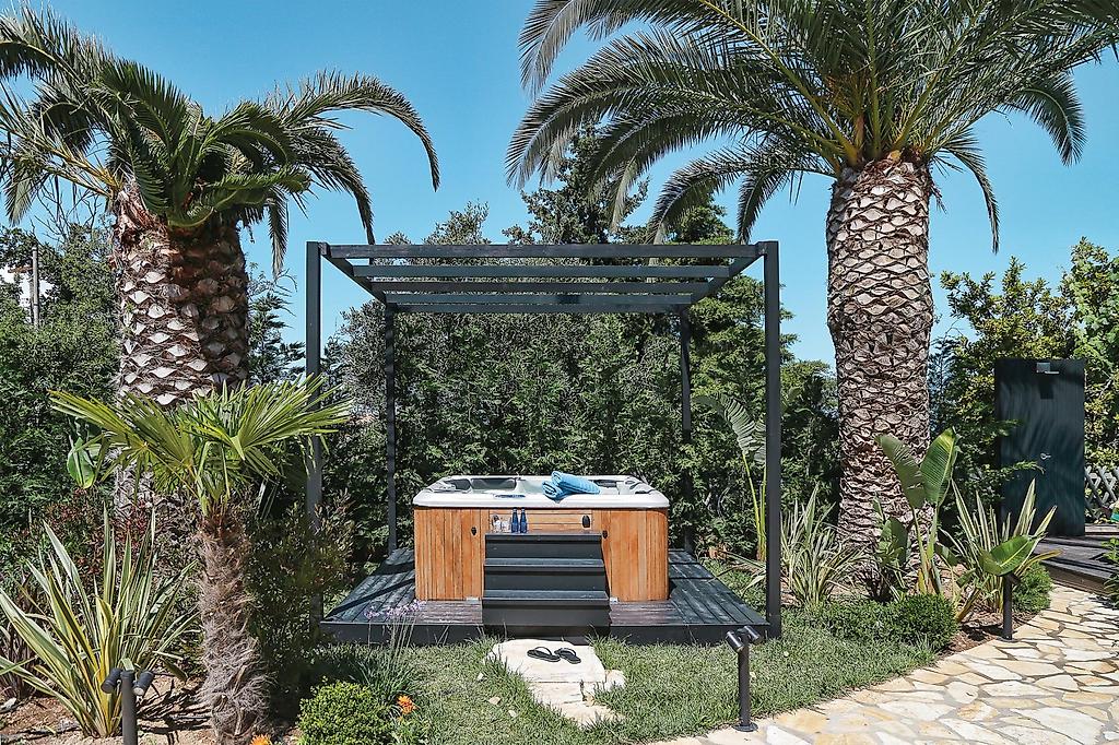 Lena Mare Boutique Hotel,