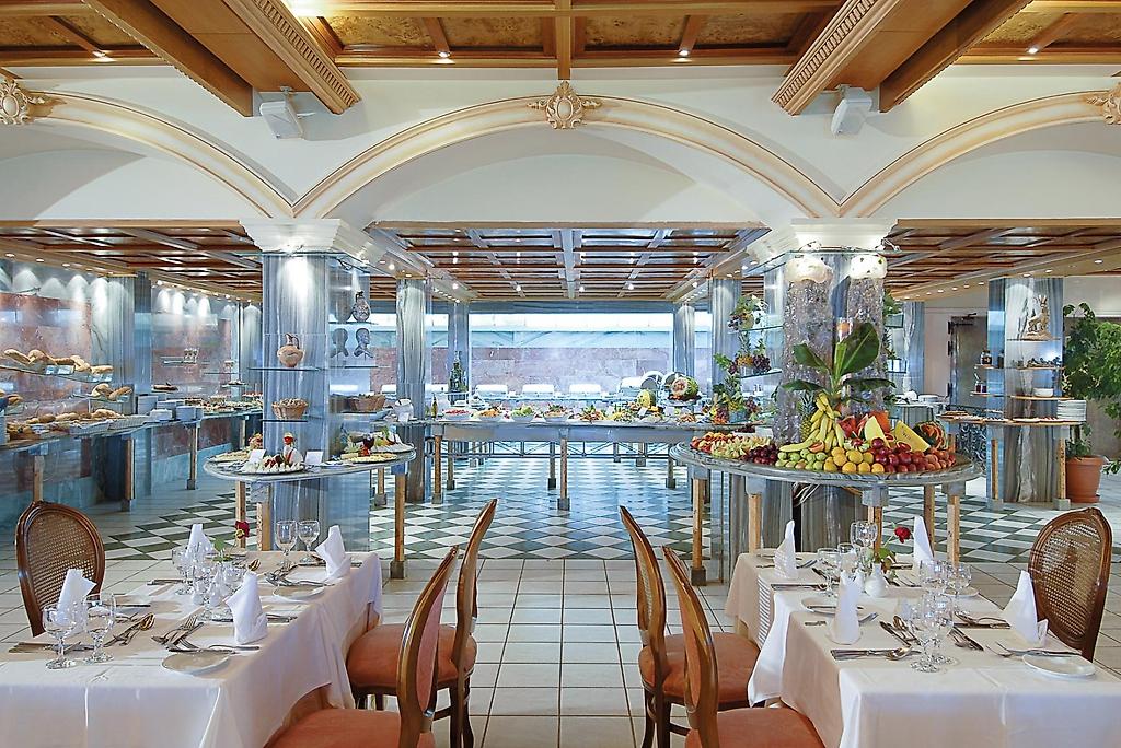 Aquila Rithymna Beach, Restaurant/Gastronomie