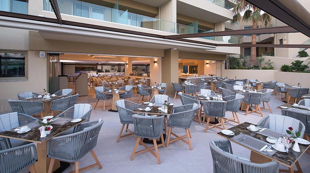 CHC Imperial Palace, Restaurant/Gastronomie