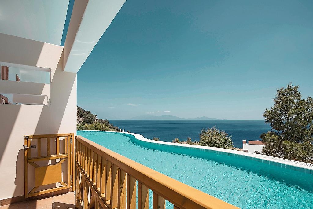 Mitsis Family Village Beach Hotel, Sharing Pool