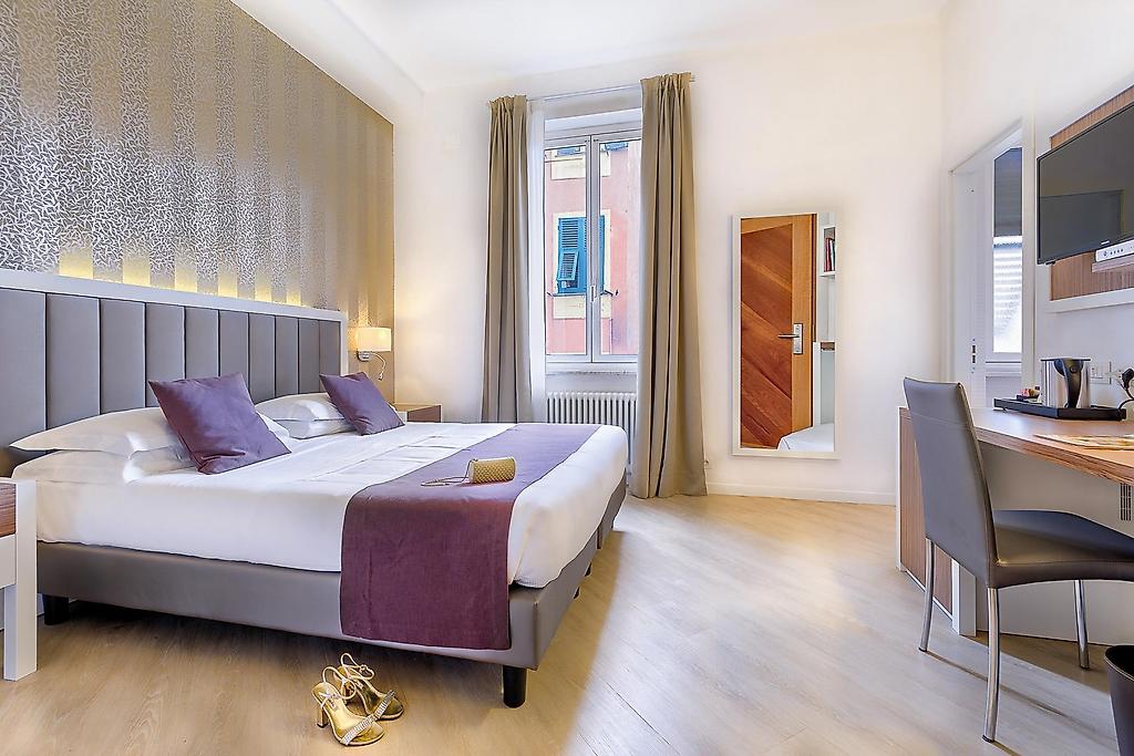 Hotel Monte Rosa, Deluxe
