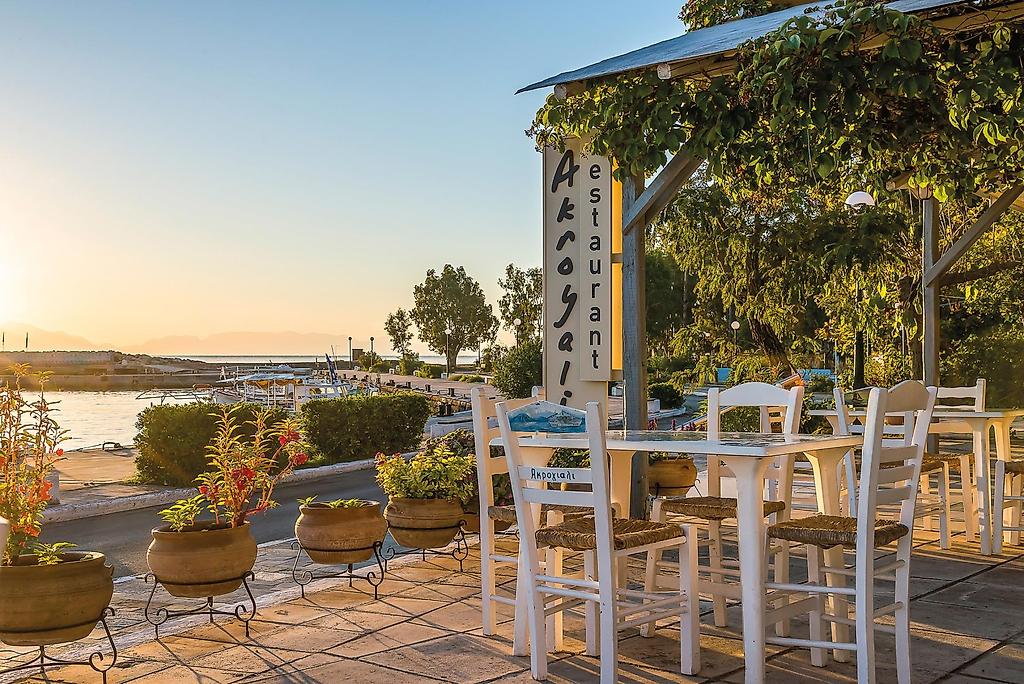 Akroyiali Hotel, Restaurant/Gastronomie