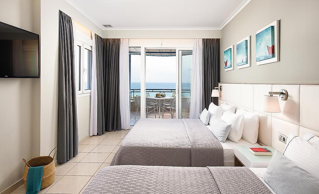 Olympic Star Beach Hotel, Junior-Suite