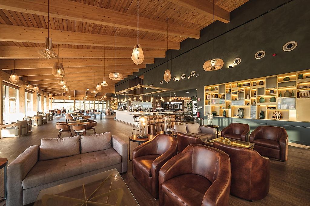 West Cliffs Ocean & Golf Resort, Restaurant/Gastronomie