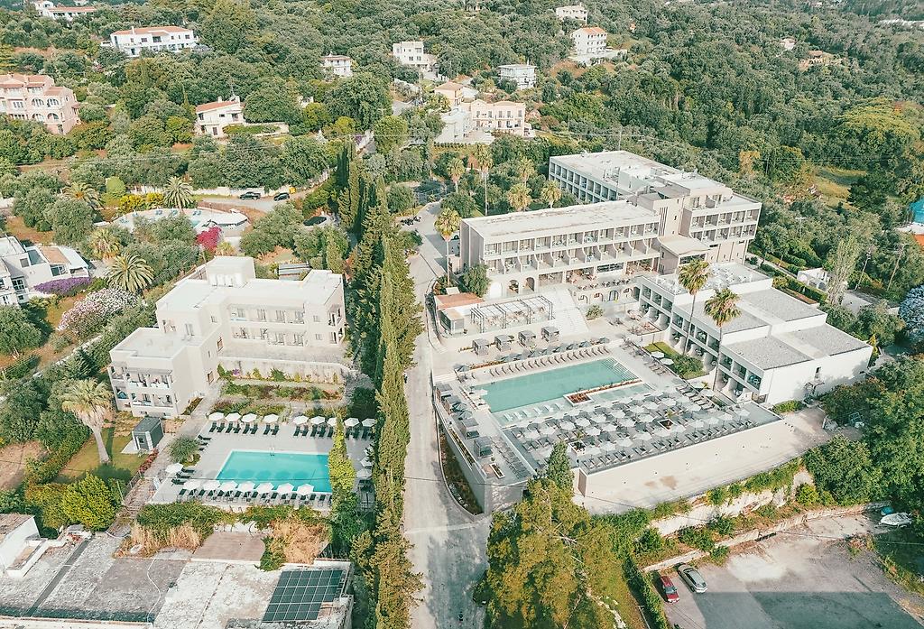 Iolida Corfu by Smile Hotels, Außenansicht des Hotelgebäudes auf Korfu