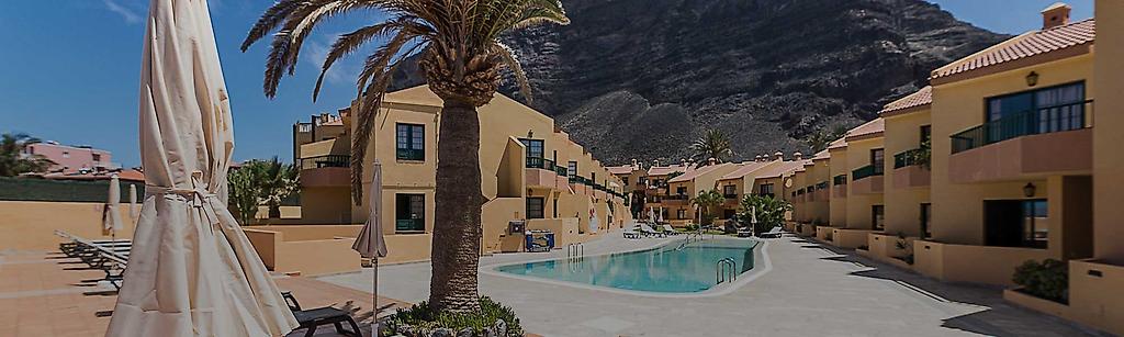 Tres Palmeras, Tres Palmeras,