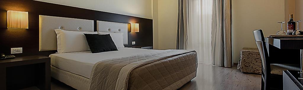 Hotel Executive,