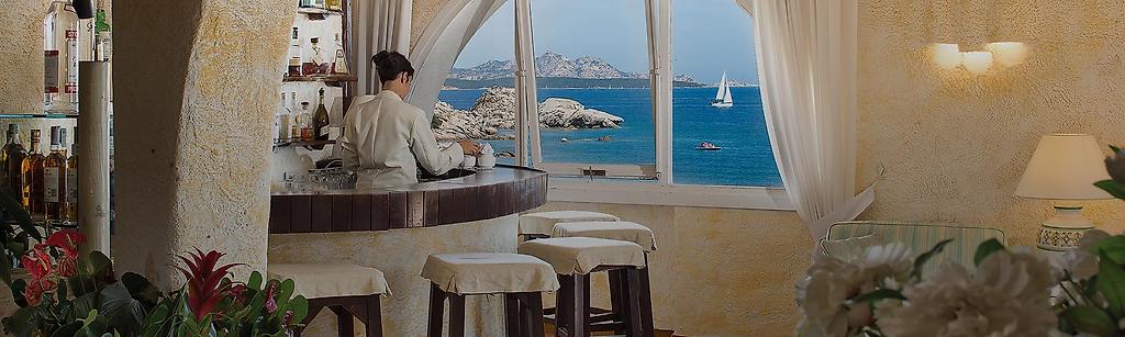 Club Hotel,