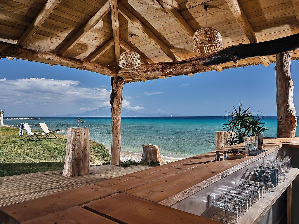 Cavo Orient Beach Hotel, Restaurant/Gastronomie