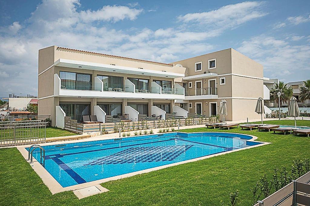 Vantaris Blue, Pool/Poolbereich