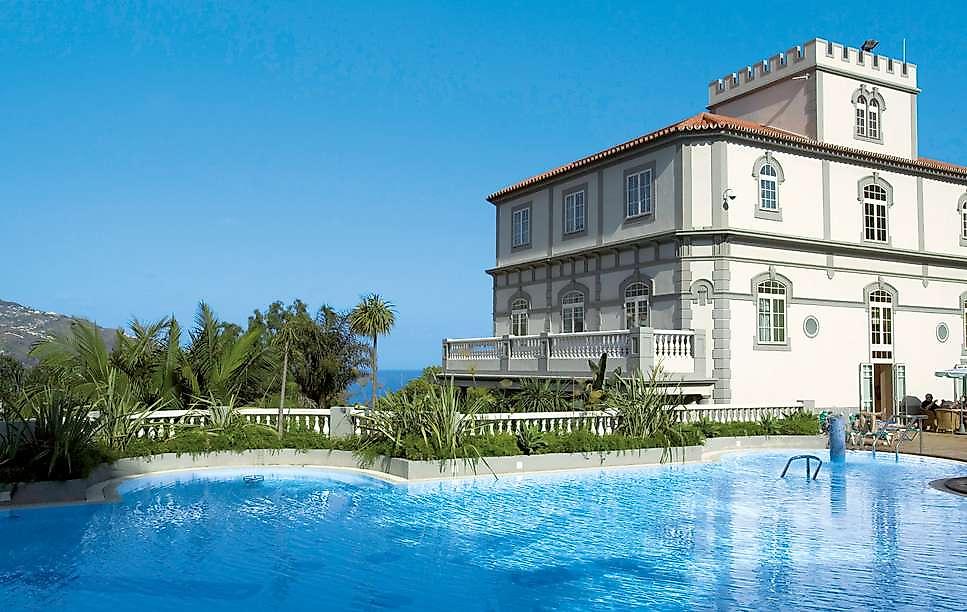 Pestana Miramar Garden & Ocean Resort, Hotelgebäude mit Pool