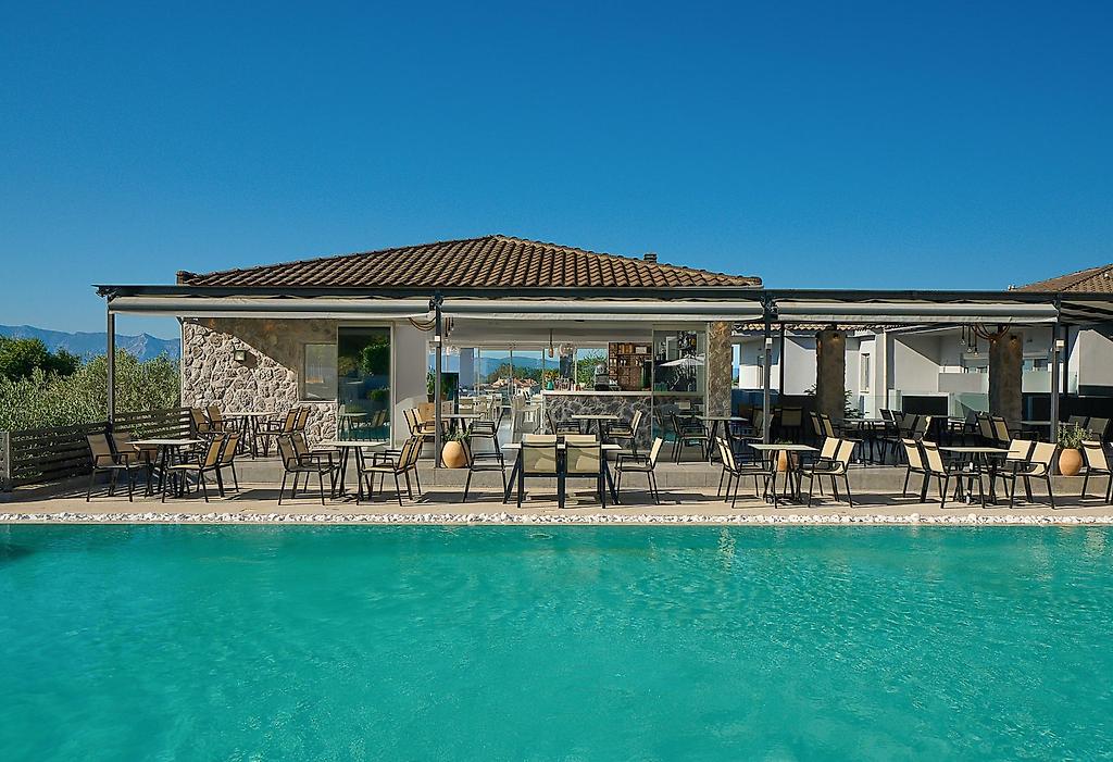 Irene Studios Evia, Pool/Poolbereich