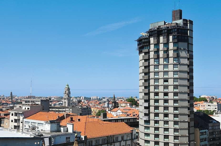 Hotel Dom Henrique Downtown, Fassade