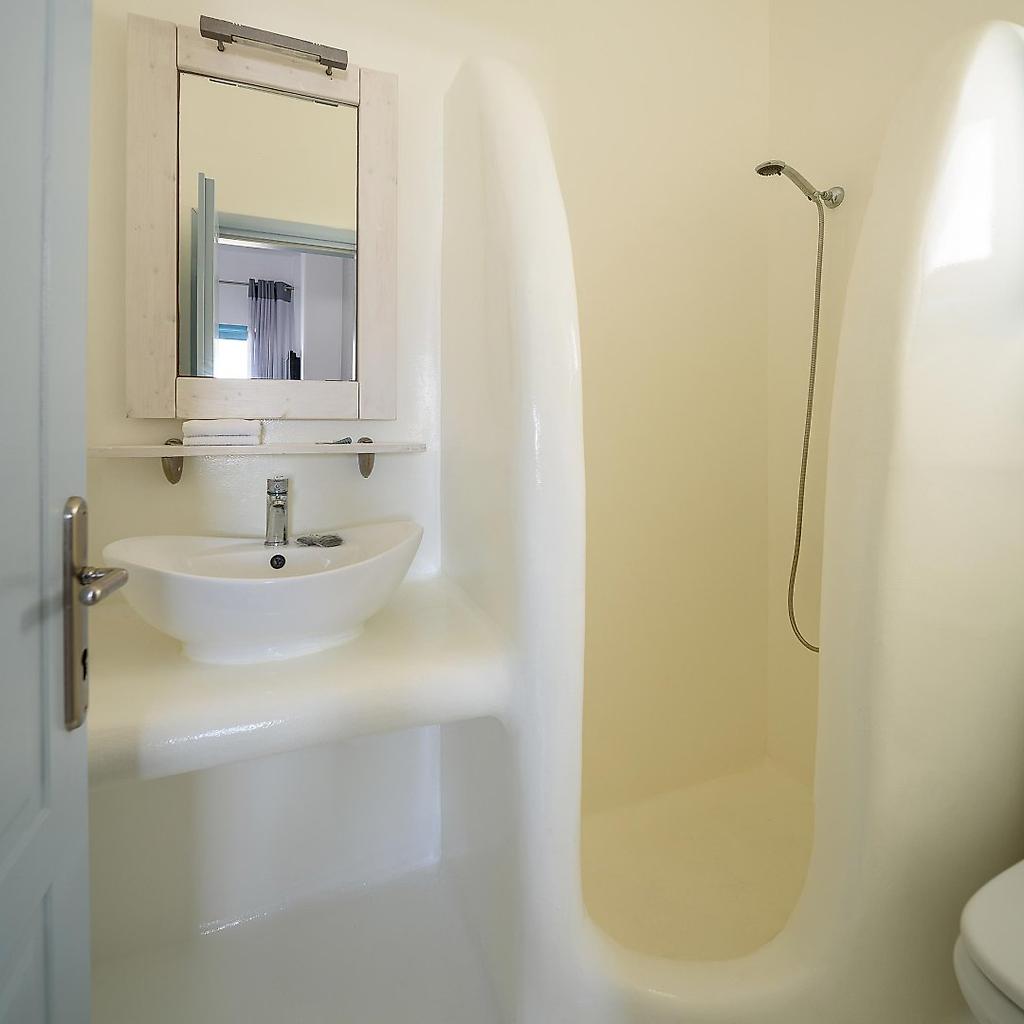 Kalestesia Suites, Family