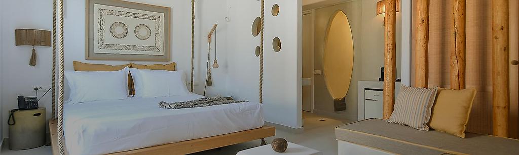Mythis Paros, Mythis Paros,
