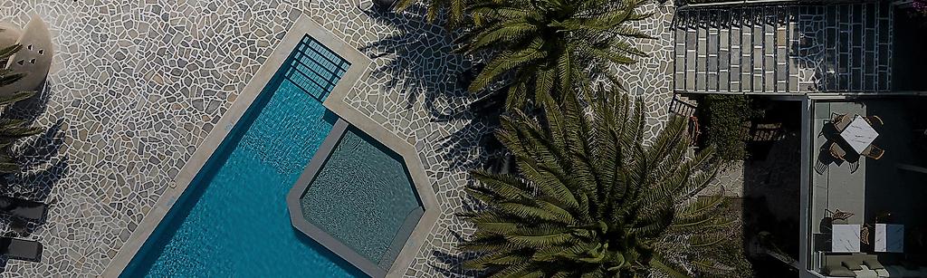 Pnoi Hotel,