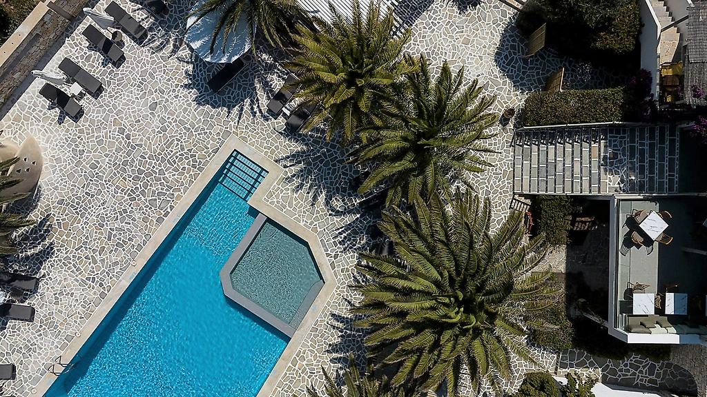 Pnoi Hotel, Pool/Poolbereich
