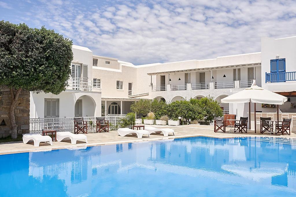 Polos Paros, Resort/Hotelanlage