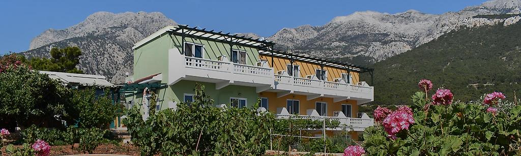 Lefkorama Hotel, Lefkorama Hotel,