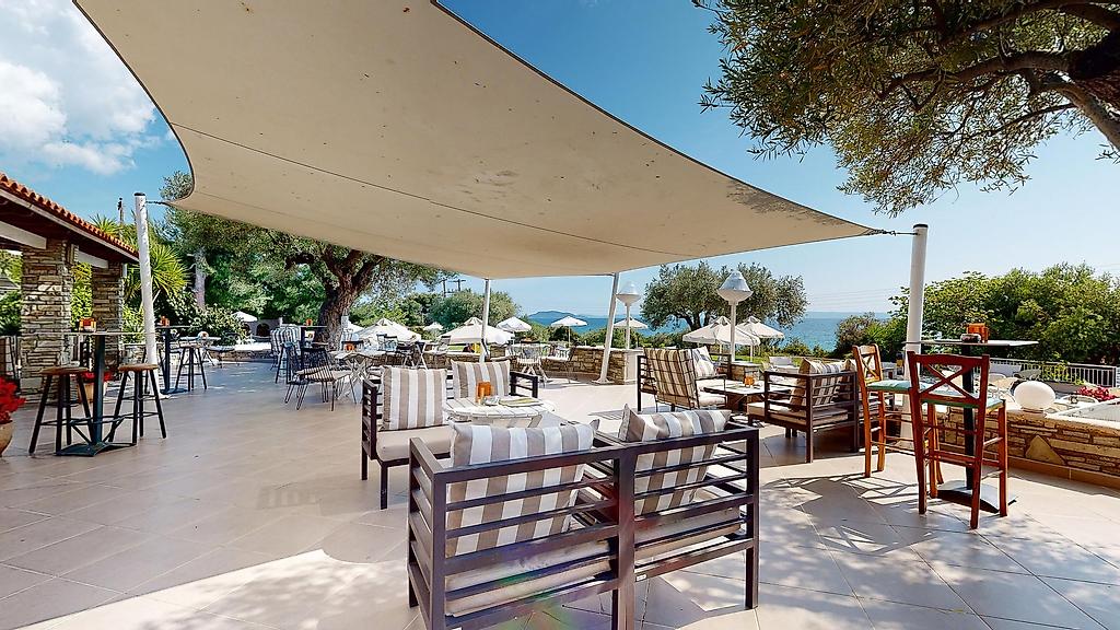 Elea Beach, Restaurant/Gastronomie
