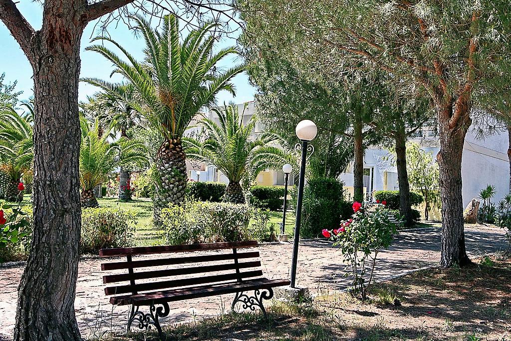 Kalloni Bay, öffentliche Bereiche