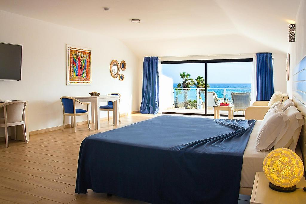 LIVVO Budha Beach, Suite