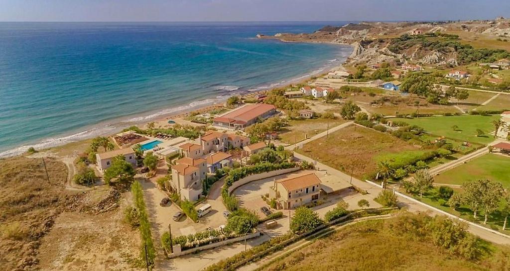 Costa Rossa, Resort/Hotelanlage