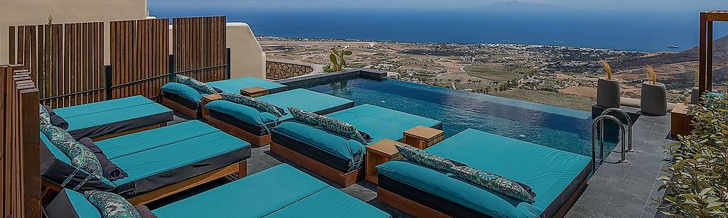Skyfall Luxury Suites,