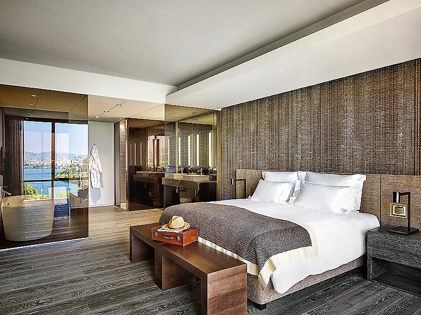 Six Senses Douro Valley, Bett mit offenen Bad