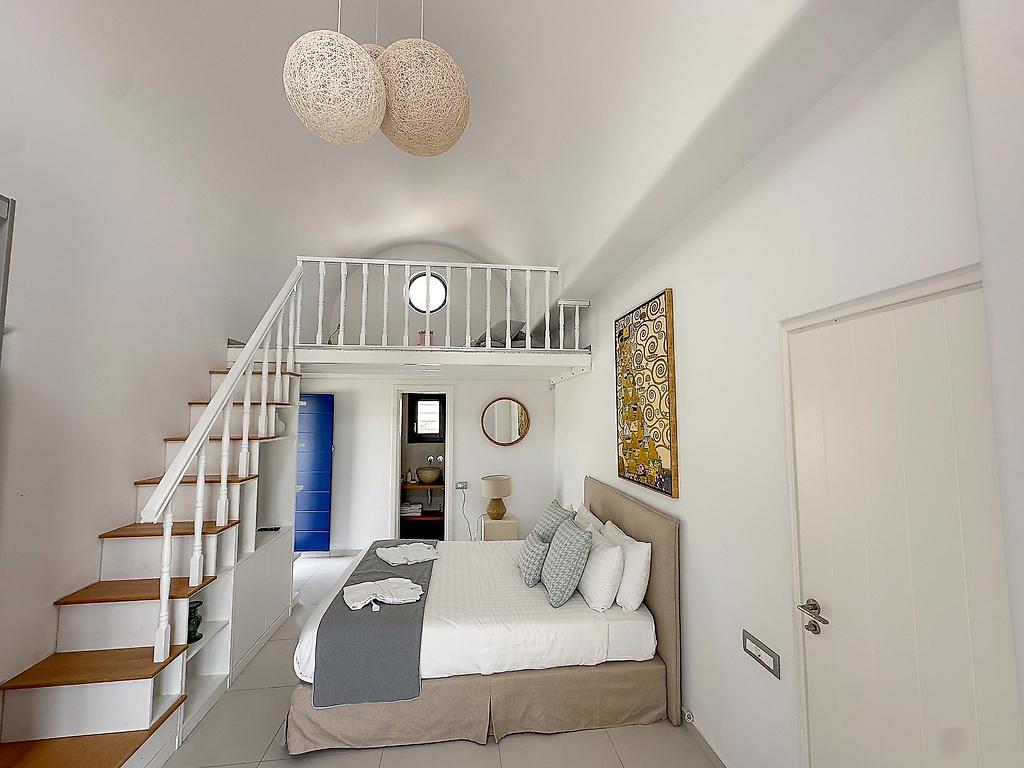 Amor Hideaway Villas, Villa Phos