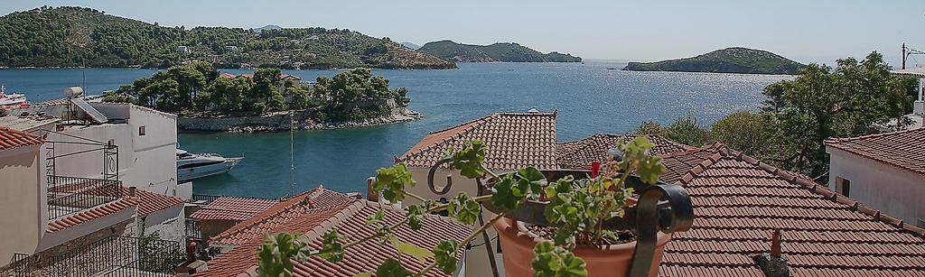 Mato Hotel, Mato Hotel,