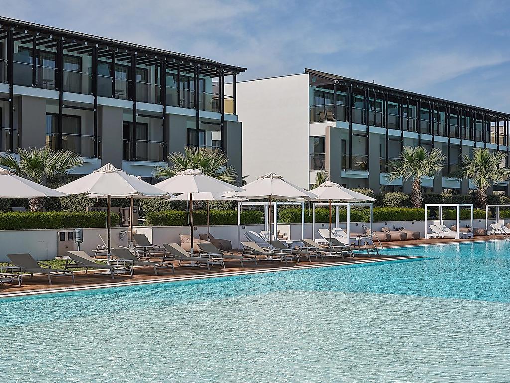 September Hotel Thessaloniki, Pool/Poolbereich
