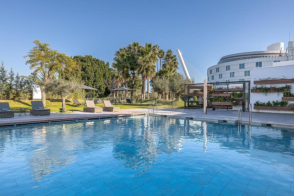 Hotel Barceló Sevilla Renacimiento, Pool/Poolbereich