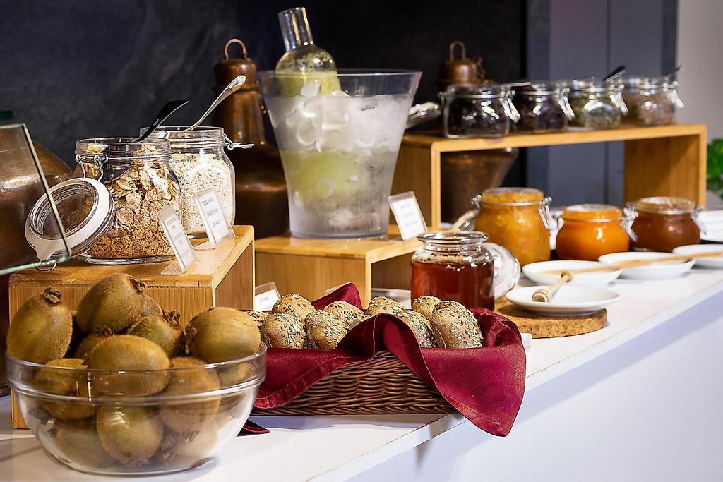 Interpass Vau Hotel, Restaurant/Gastronomie