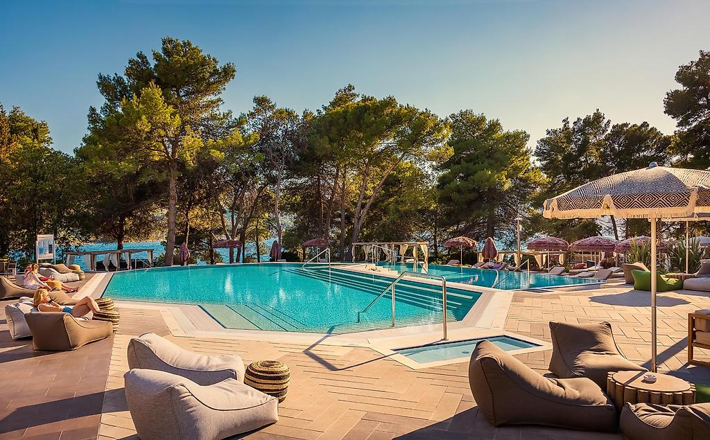 Places Hvar by Valamar, Pool/Poolbereich