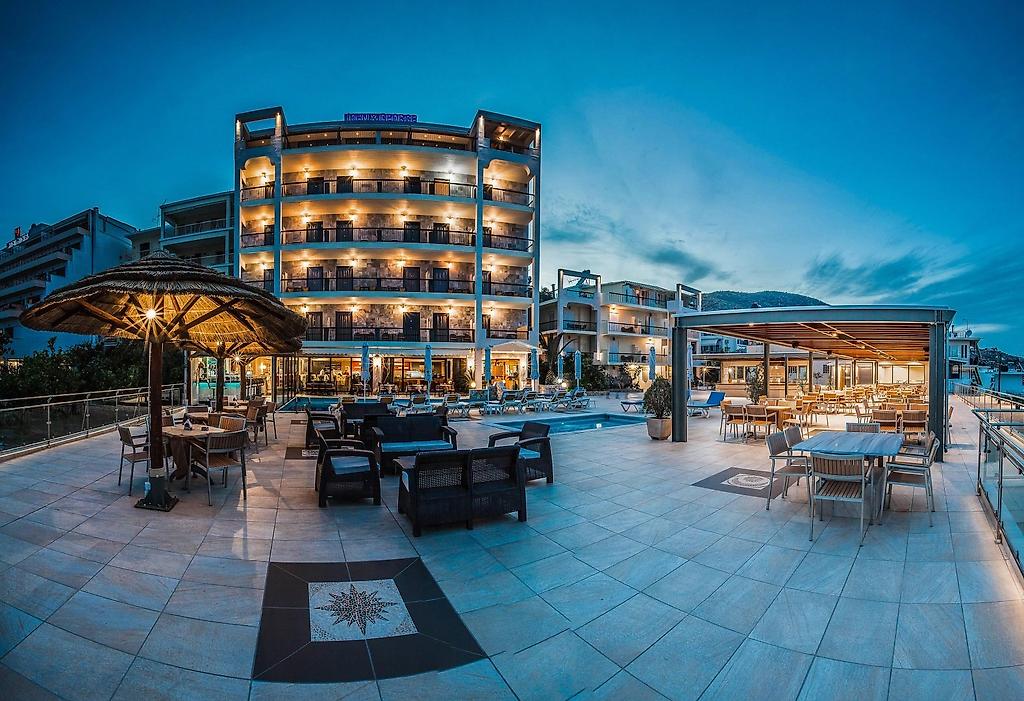 Hotel John & George, Resort/Hotelanlage