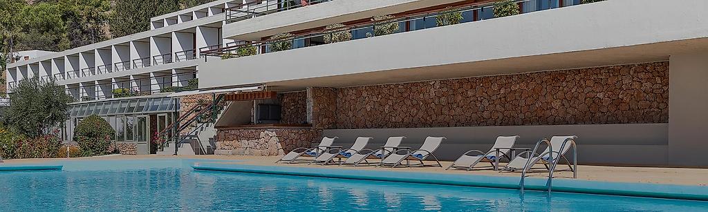 Amalia Delphi, Amalia Delphi,