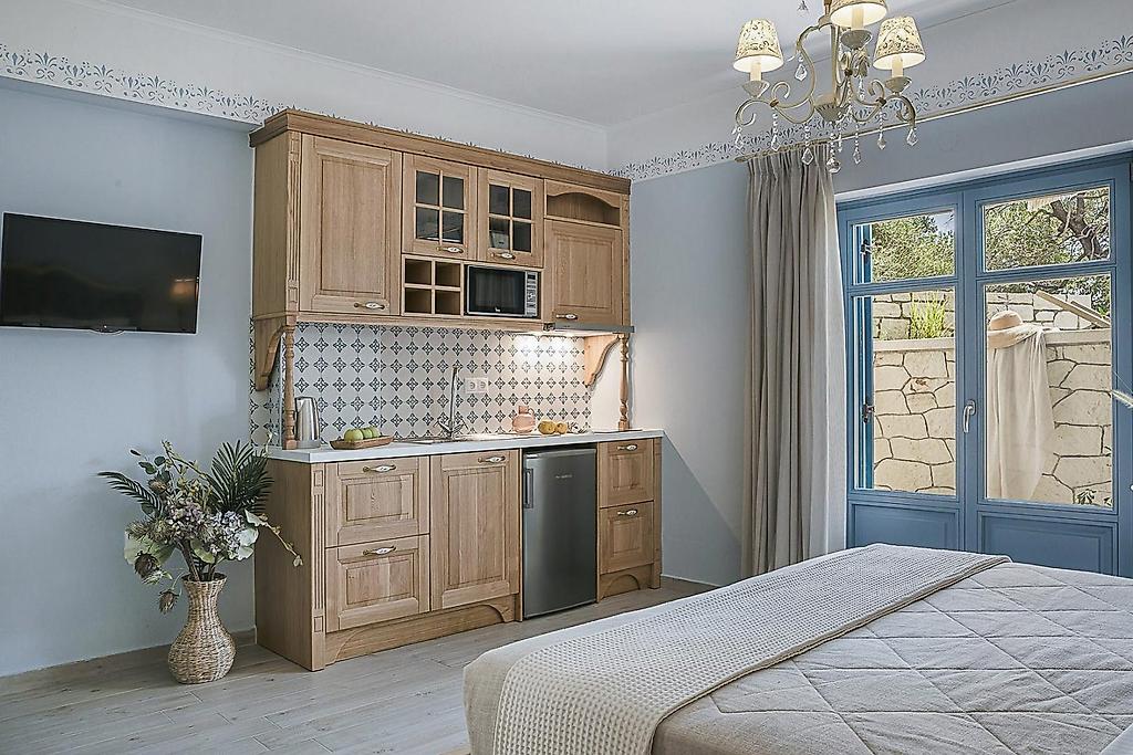 Elysium Living Parga, Standard