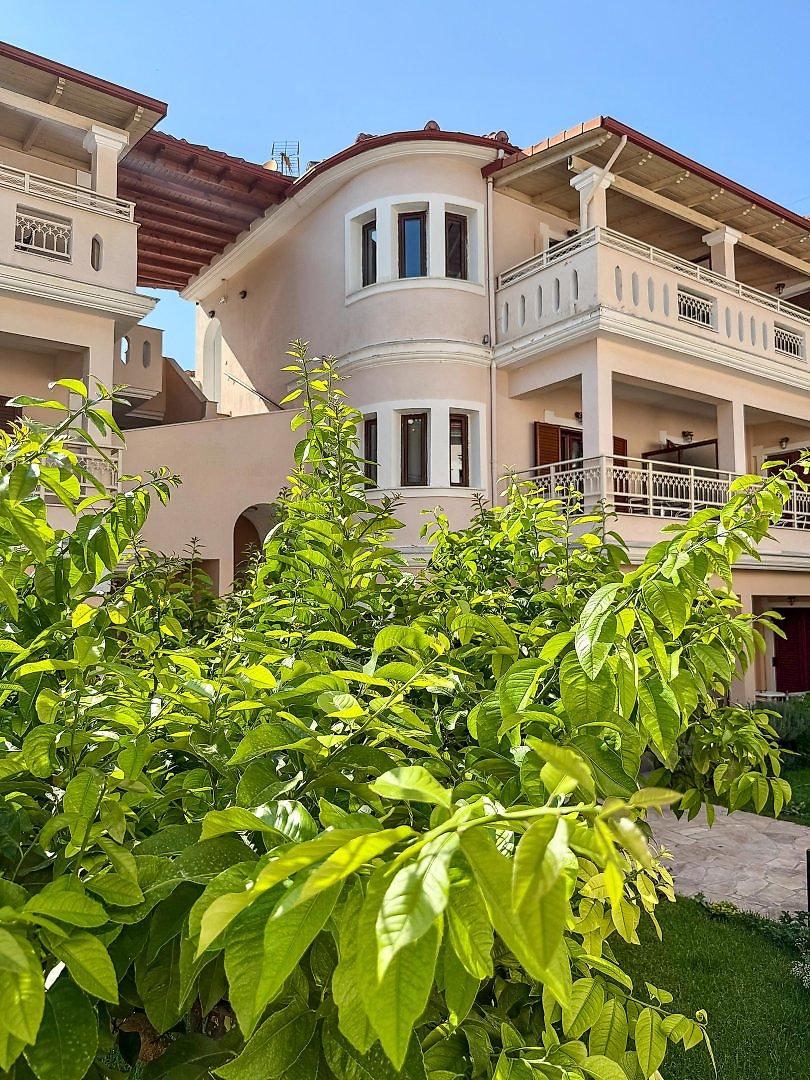 Sifakis House, Resort/Hotelanlage