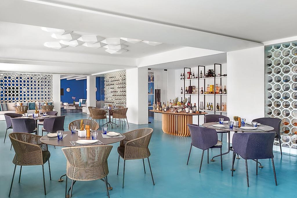 Mykonos Grand Hotel & Resort, Restaurant/Gastronomie