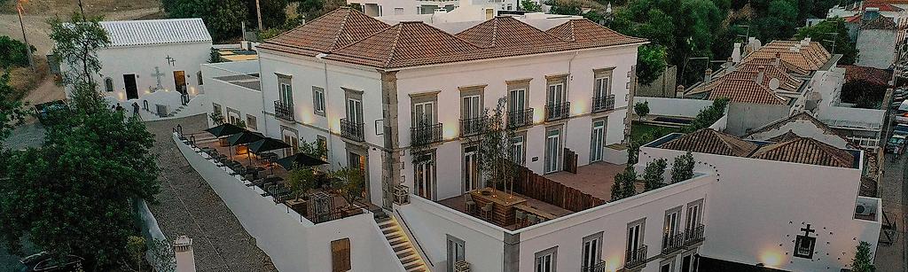 Colégio Charm House,