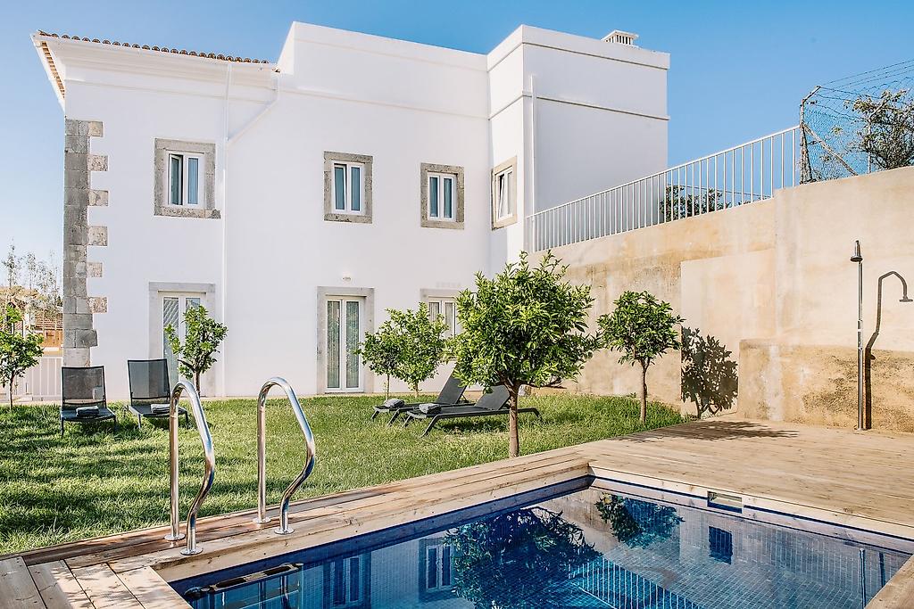 Colégio Charm House, Pool/Poolbereich