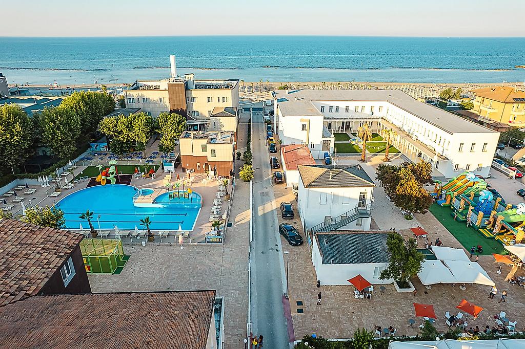 Color Perla Village, Resort/Hotelanlage