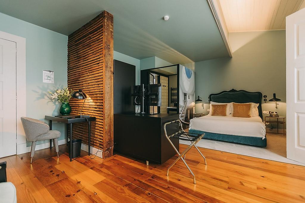 Torel Royal Court, Junior-Suite