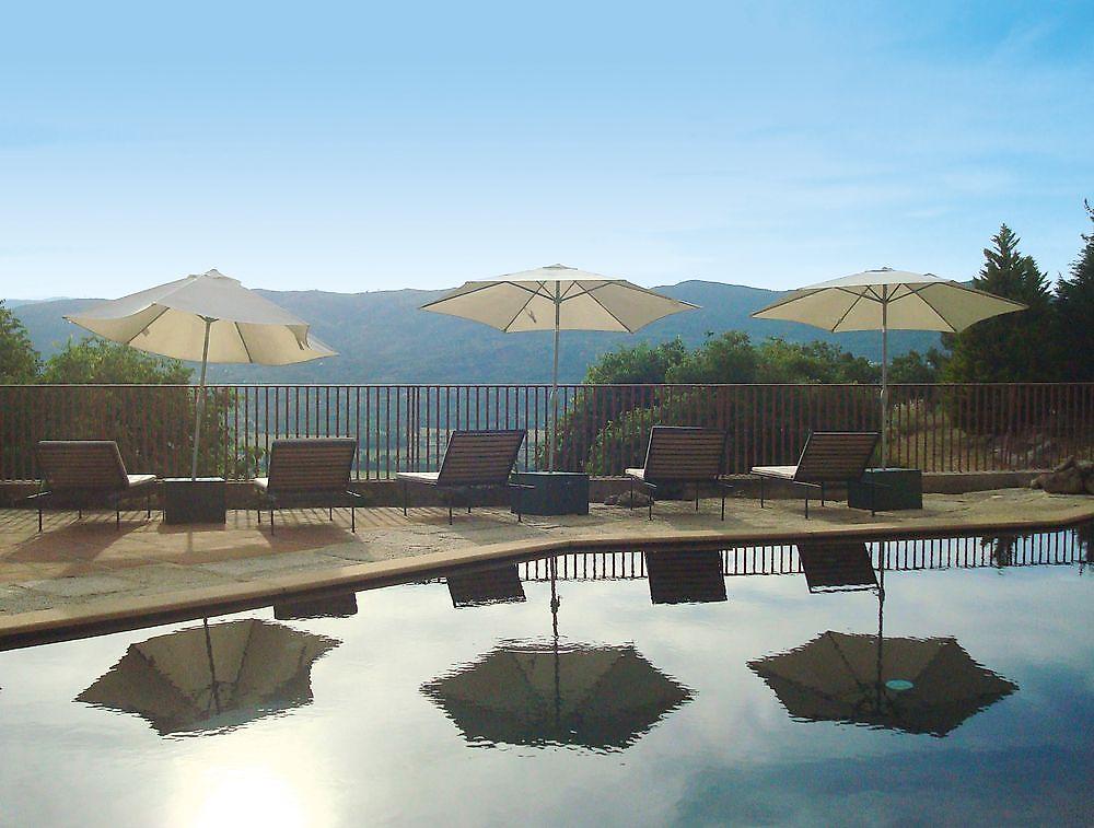 Pousada Convento Belmonte – Historic Hotel, Pool