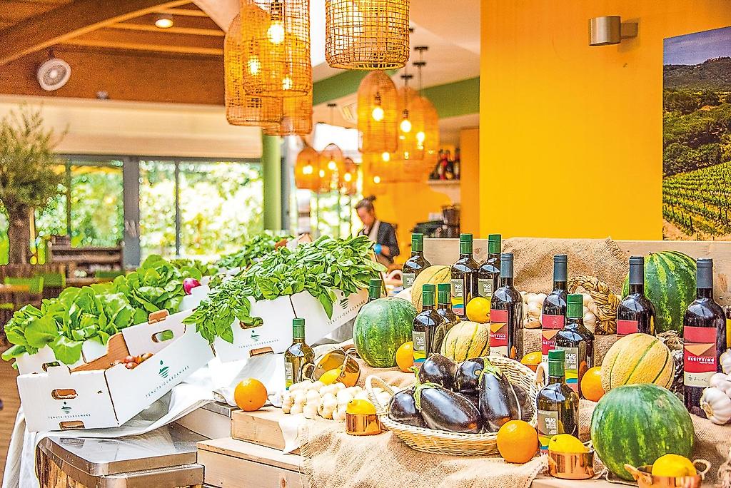Riva degli Etruschi Resort, Restaurant/Gastronomie
